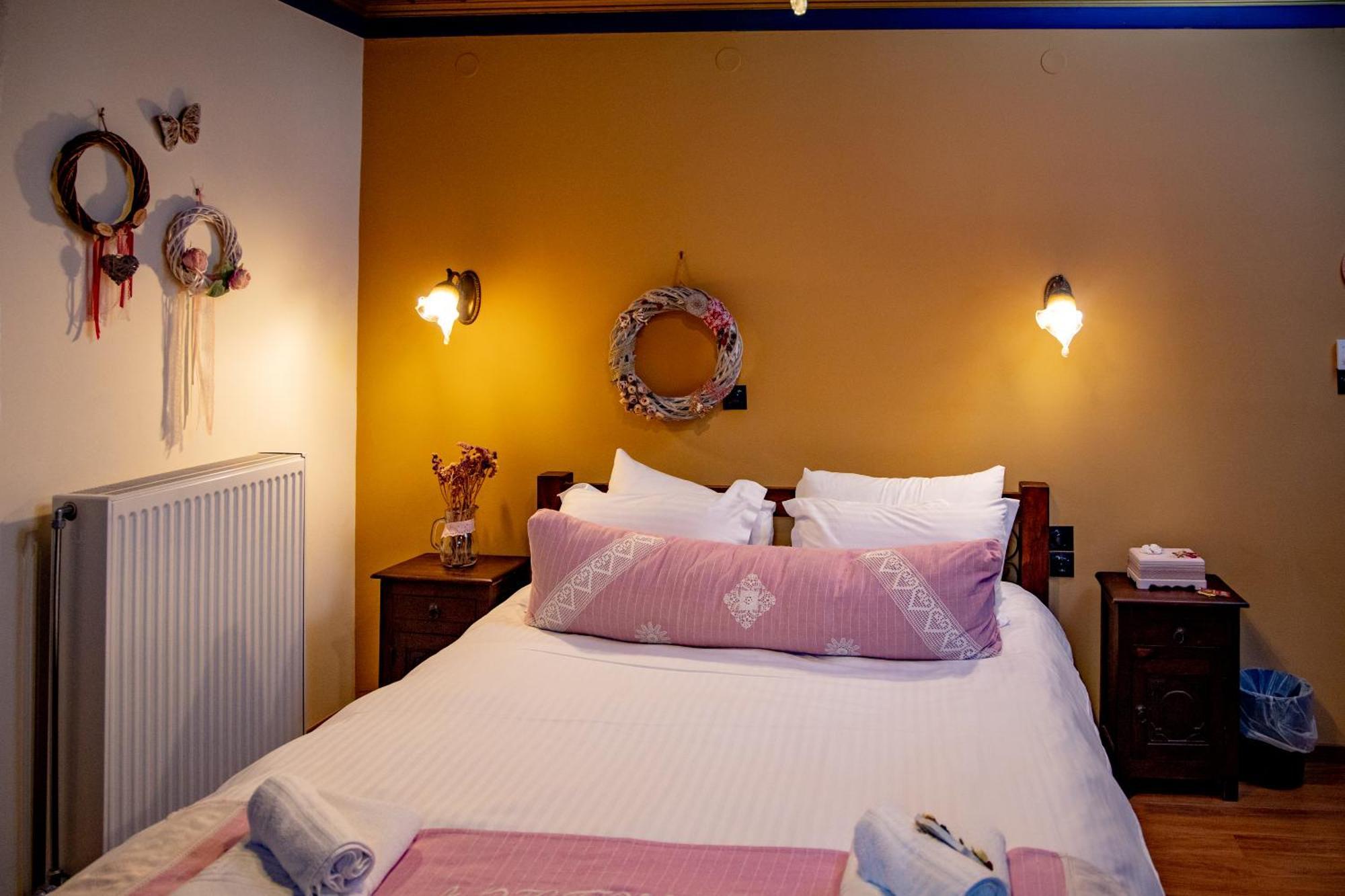 Arktouros Hotel Монодендри Екстериор снимка