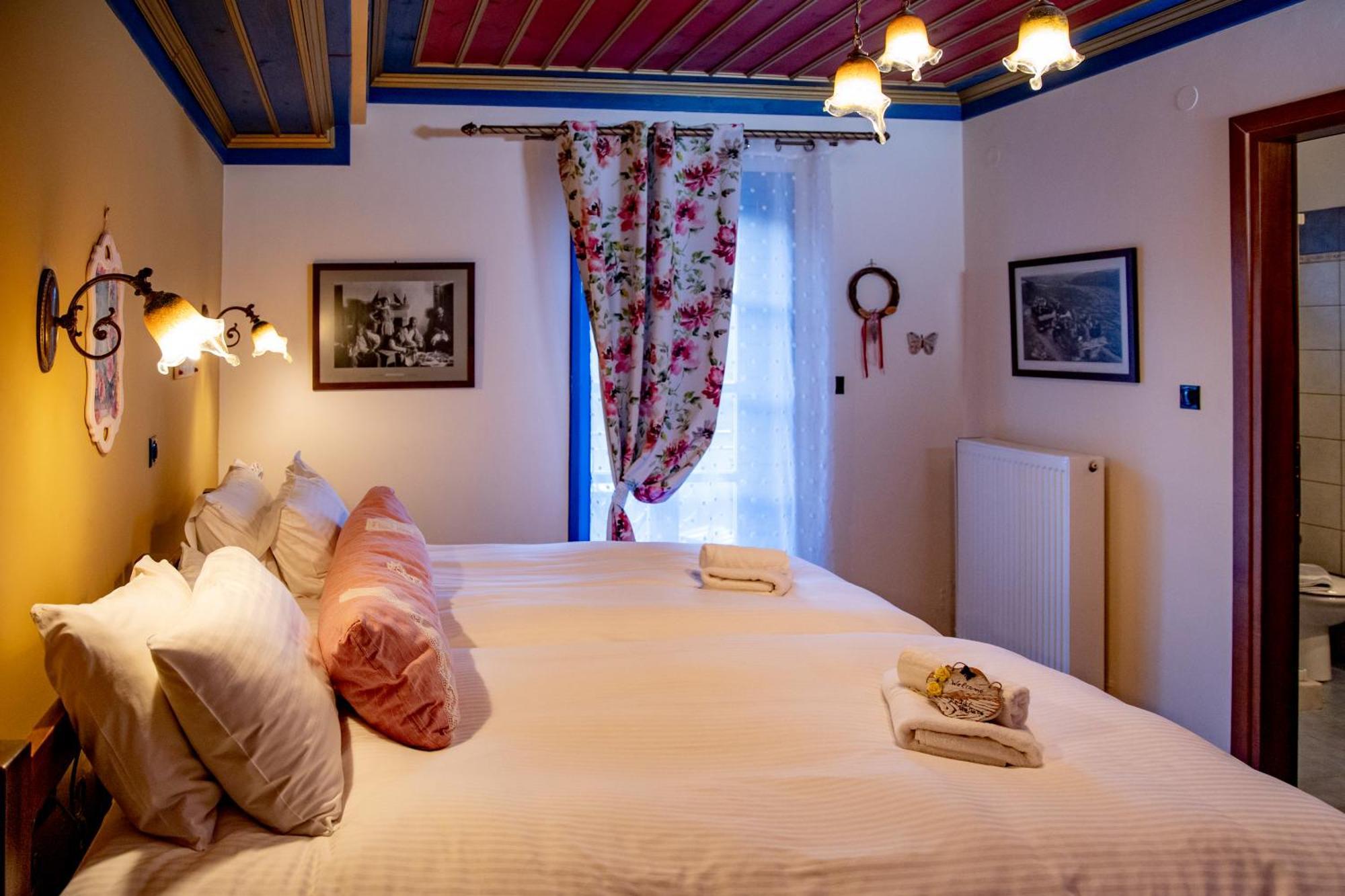 Arktouros Hotel Монодендри Екстериор снимка