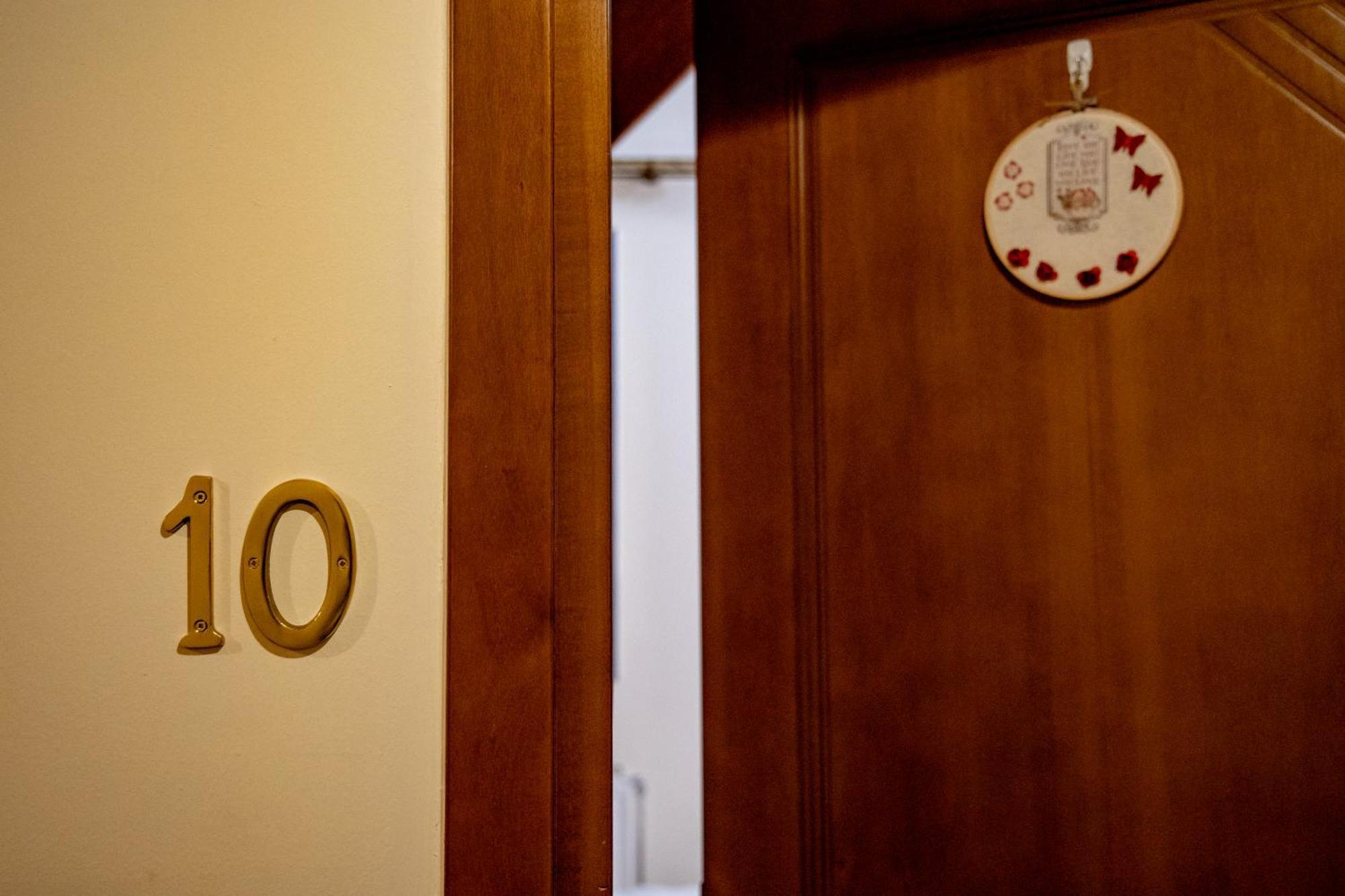 Arktouros Hotel Монодендри Екстериор снимка